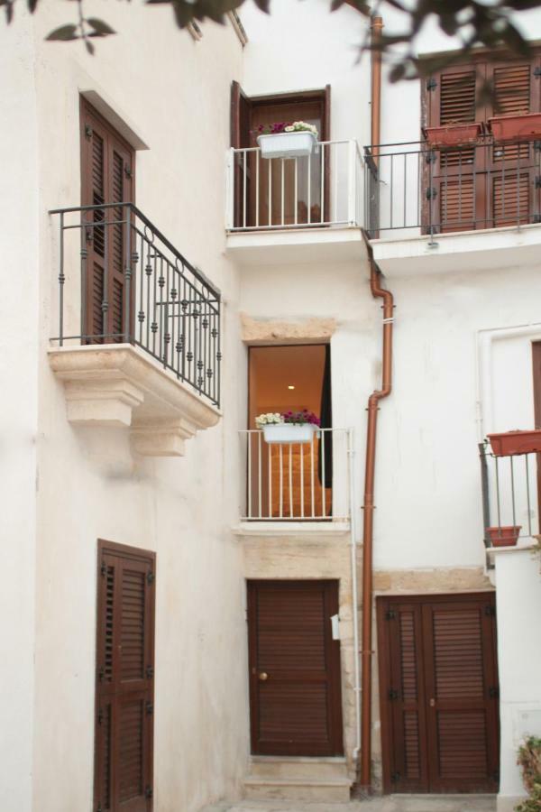 Old Tuff Apartments Polignano a Mare Exterior foto